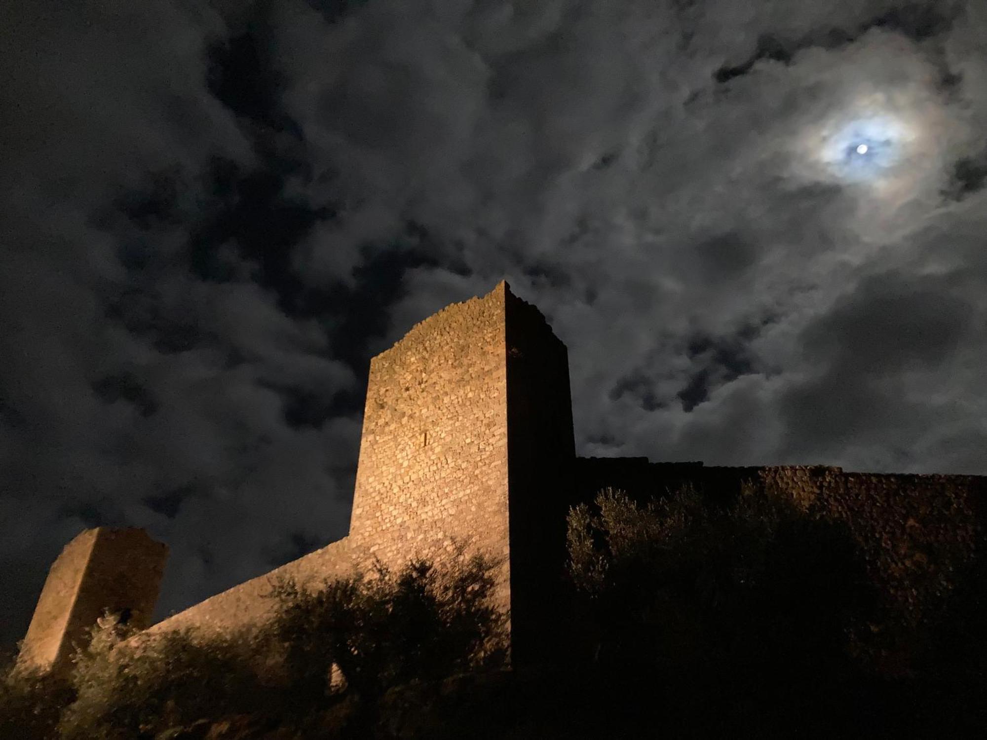 Monteriggioni Castello Exterior foto